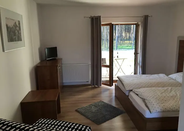 Pensjonat Lesne Zacisze *